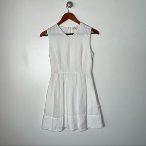 GAP Elegant White Sleeveless Dress